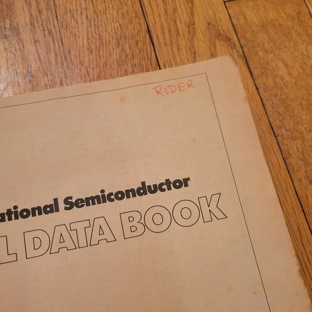 National Semiconductor TTL CMOS‎ Databook 1976 Electronics Reference Book Lot